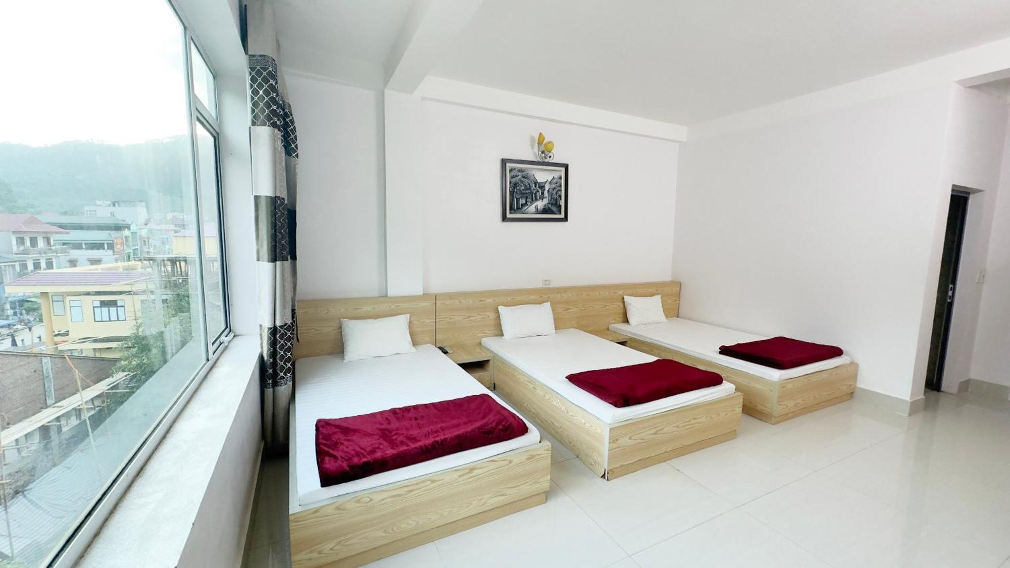 Quy Anh Hotel Bao Lac Town ภายนอก รูปภาพ