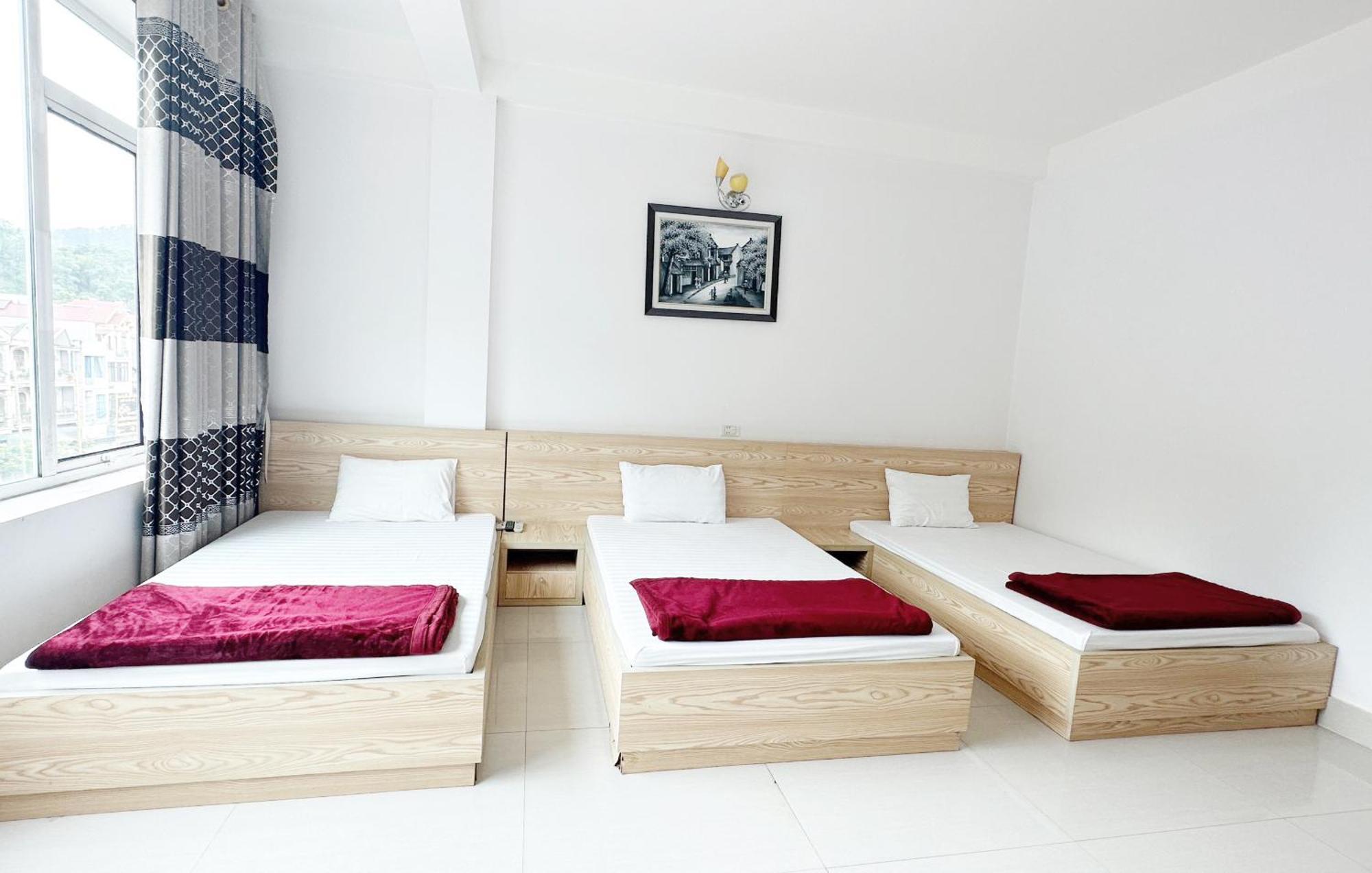 Quy Anh Hotel Bao Lac Town ภายนอก รูปภาพ