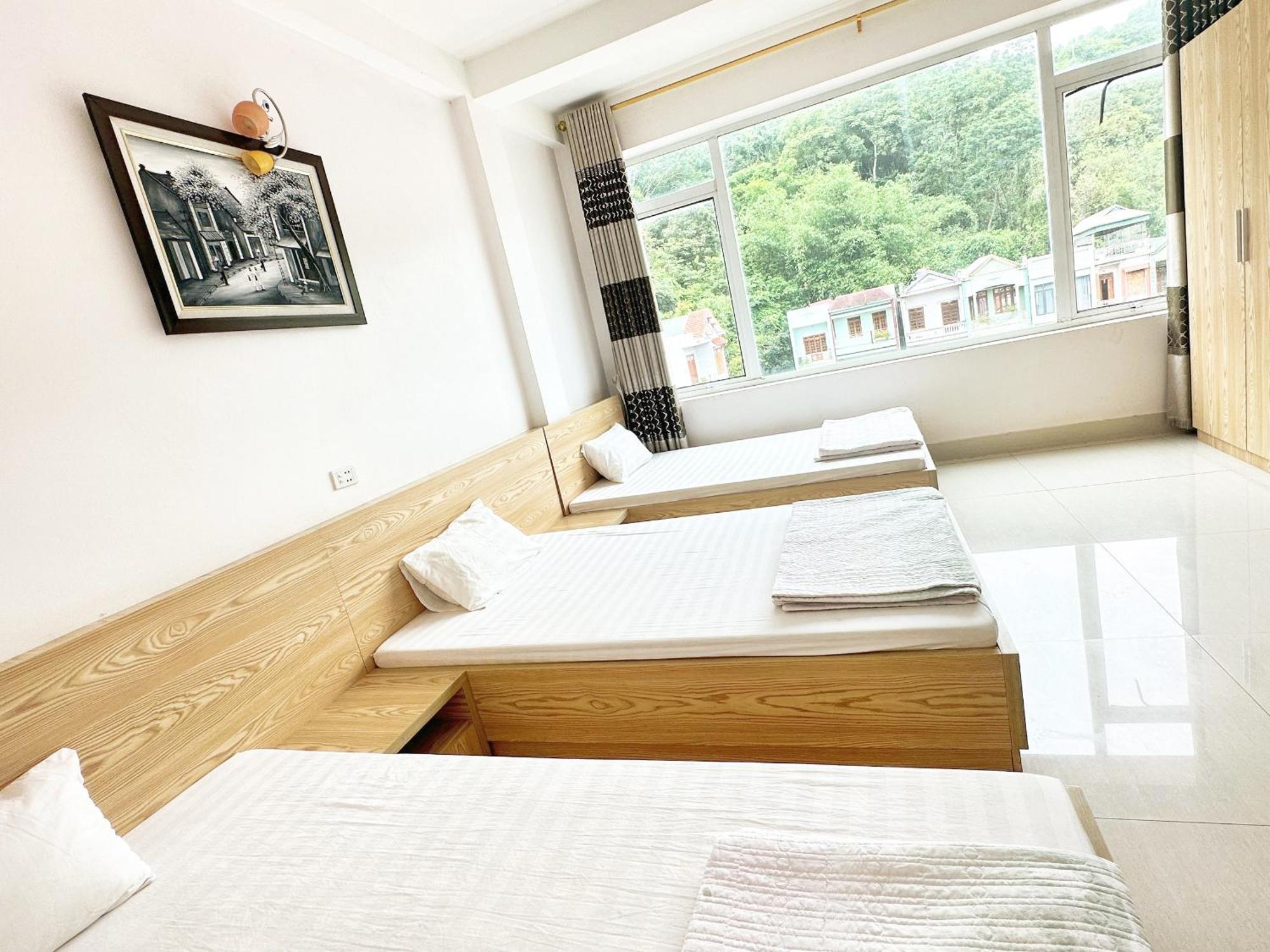 Quy Anh Hotel Bao Lac Town ภายนอก รูปภาพ